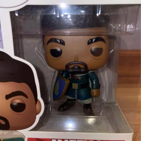 NWT DISNEY Mattias Frozen 2 Funko Pop action figure NEW IN BOX (box damaged) - Picture 8 of 10
